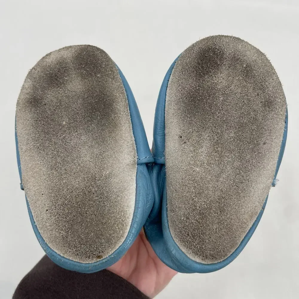 Puppy Shoes Blue Leather Baby Crib Soft Sole Slip On Footware Size 0-6 Months